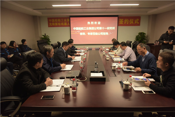 1512618096348343.jpg TNT_6916.jpg