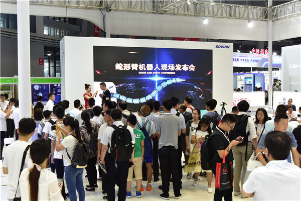 1530755215241699.jpg 蛇形發(fā)布--全景.jpg