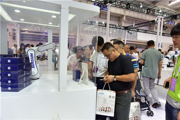 1534411767106400.jpg TNT_8355.jpg