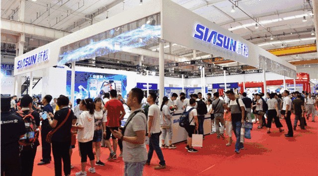 在這里，見(jiàn)證未來(lái) ——新松機(jī)器人科技天團(tuán)亮相世界機(jī)器人大會(huì)